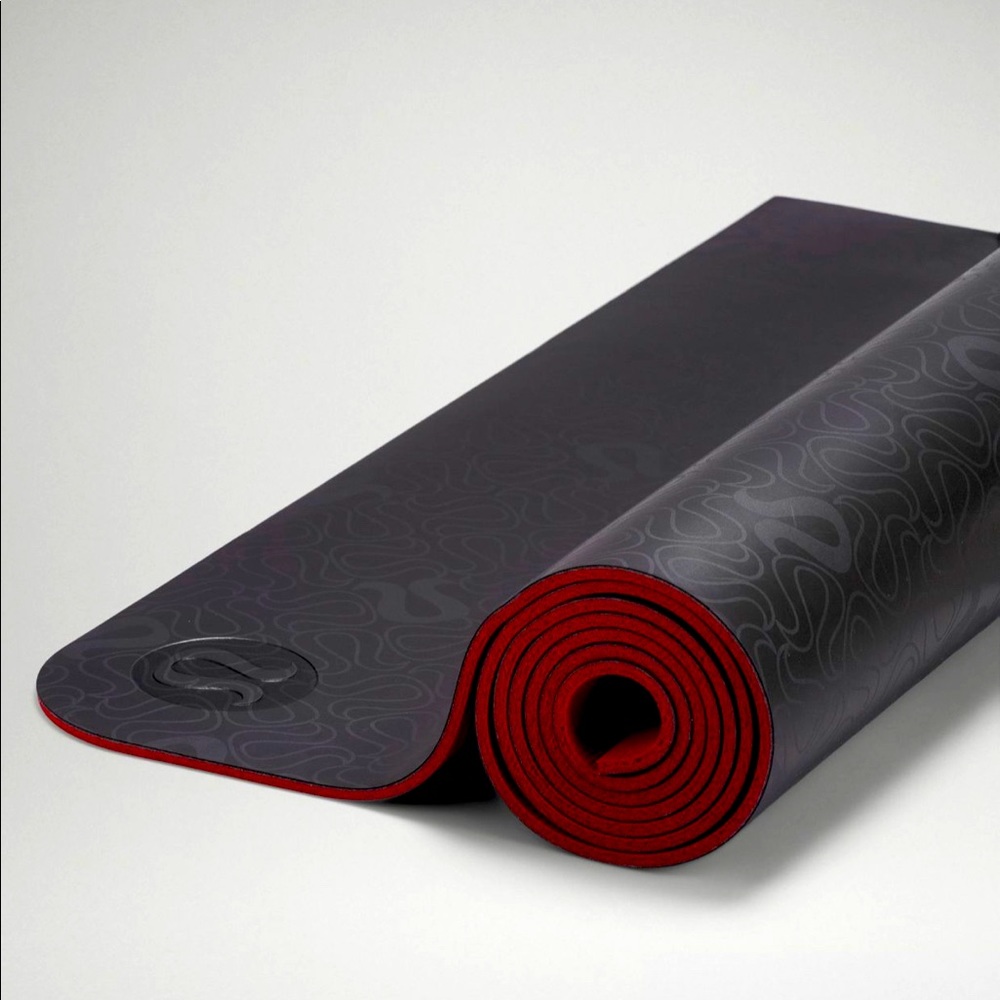 Lululemon reversible yoga mat 5mm
